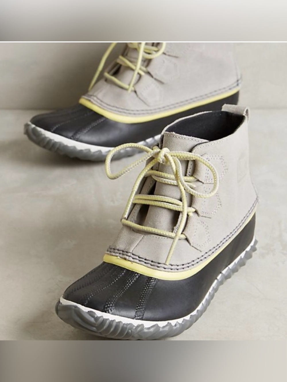 Sorel Out N About Leather Waterproof Duck Boots Dove Gray Black size 7.5 outdoor
